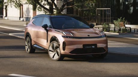 El Lynk & Co 08 va de recórd entre los híbridos enchufables: 200 kms de autonomía eléctrica