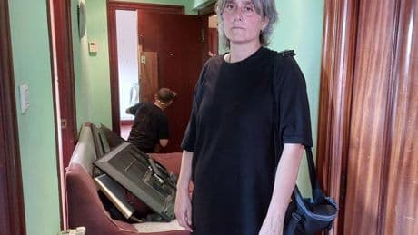Una vecina de Portugalete recupera su casa okupada desde hace año y medio: «Ha sido un calvario»