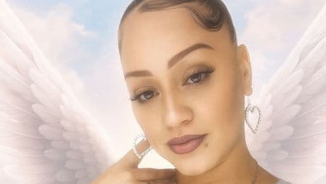 Killer 'forced man to wear girlfriend's clothes before stabbing her to death'