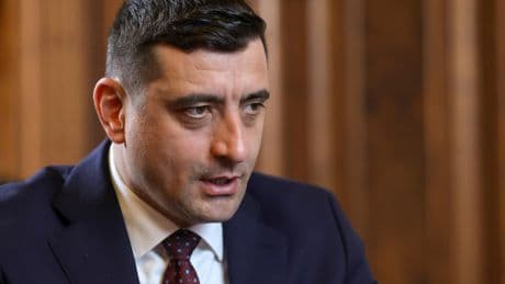 «Mon pays a été ravagé par les Russes» : les confidences de George Simion, le nationaliste roumain qui ne veut plus être associé à Poutine