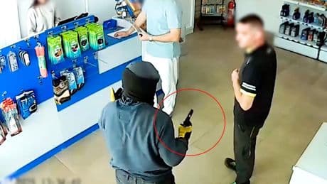 Detenido tras intentar atracar una gasolinera de Murcia a punta de pistola