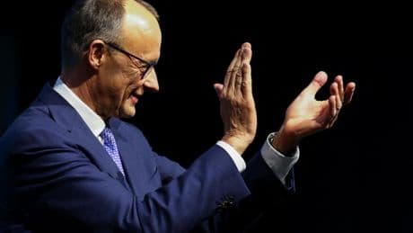 Friedrich Merz, el millonario 'antiMerkel' que gobernará la Alemania más débil de las últimas décadas