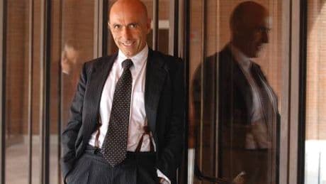 Azimut, Giuliani batte Assogestioni