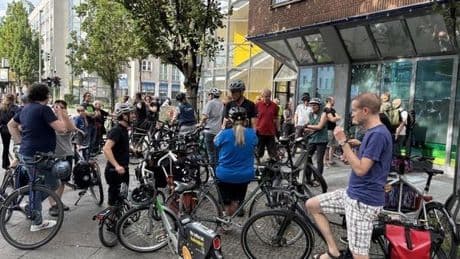 Hermannstraße mit neuem Radweg: „Wie eine eigene Straße“