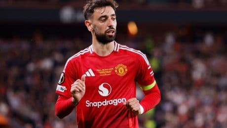 Bruno Fernandes reveals reasons behind decision to remain at Manchester United