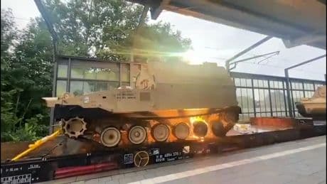 Strecken-Chaos im Norden  - Panzerluke legt Bahnverkehr lahm