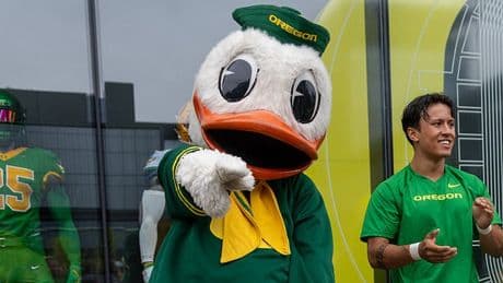 Terrified fans slam Oregon football team for dressing mascot up in freaky outfit