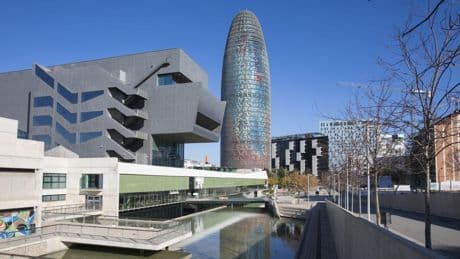 Preacuerdo por el ERE en la empresa de moderación de contenidos de Meta en Barcelona