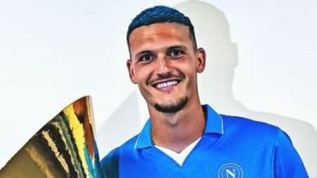 Rafa Marín, campeón de Italia con el Nápoles desde el sacrificio