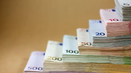 EZB: Leitzinsen weiter bei 2 Prozent? - Darum sind die konstanten Zinsen GUT für Sparer