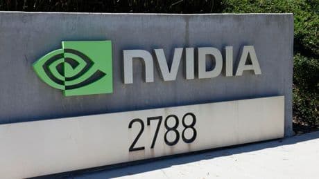 Borse Ue positive, sale l'attesa per i conti Nvidia. Sprint Tenaris