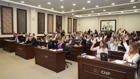 CHP’siz komisyon seçimi yargıdan döndü!
