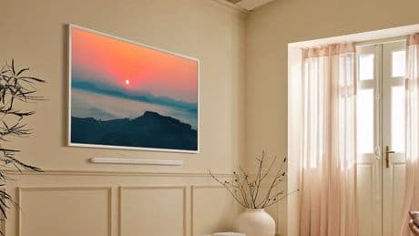 La TV The Frame Pro Neo va donner de la couleur à votre salon avec les offres Samsung