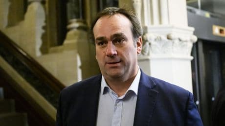 Opposition MPs back non-binding call for spring economic update
