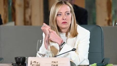 Iran, Meloni convoca una riunione straordinaria con ministri e intelligence