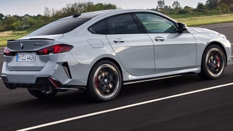 Serie 2 Gran Coupé di nuova generazione coniuga al meglio le qualità di una comoda berlina con la sportività di una coupé