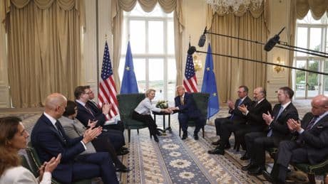 Droits de douane : comment Donald Trump a fait plier l’Europe