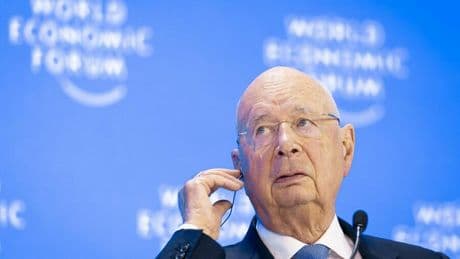World Economic Forum: Klaus Schwab soll dem WEF-Stiftungsrat gedroht haben