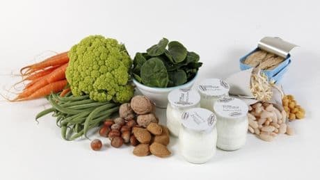 Los tres alimentos con fama de saludables que disparan las alergias en España según los médicos