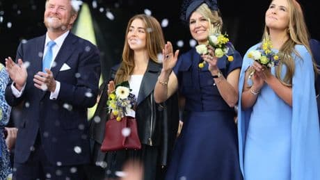 La popularidad de Amalia de Holanda eclipsa a su padre, el rey Guillermo: el 61% de los ciudadanos la prefiere a ella de reina