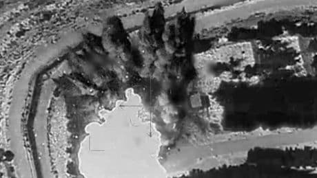 Syrie : les images saisissantes des frappes de Tsahal sur le quartier général de l’armée syrienne à Damas