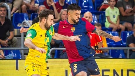 2-3: Jaén sorprende en el Palau y deja al Barça al borde del KO