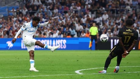Ligue 1 : en vidéo, la superbe frappe du nouveau Marseillais Angel Gomes face à Lorient