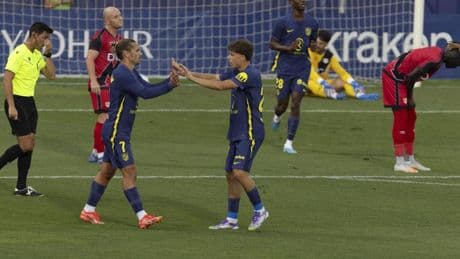1-1. Reparto de goles en el ensayo de Atlético y Rayo