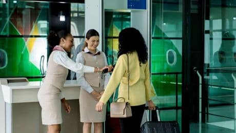 Pilot's wife shares 'scary' security mistake you should never make at airport