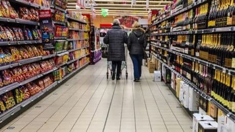 Courses, essence, assurances... Voici les départements où la vie coûte moins cher