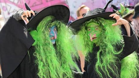 Brauchtum: Tausende feiern im Harz die Walpurgisnacht