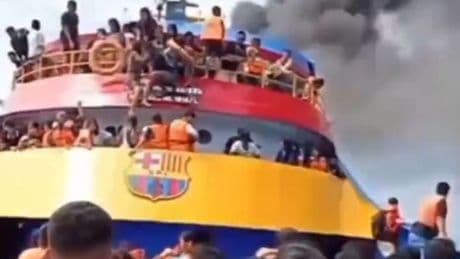 Un incendio en el barco 'KM Barcelona', que luce el escudo del Barça, obliga a evacuar a cientos de pasajeros en Indonesia
