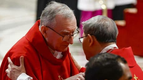 Parolin sconfitto e la delusione degli italiani Zuppi e Pizzaballa: cosa è successo nel Conclave? «Chi entra da Papa, ne esce cardinale»