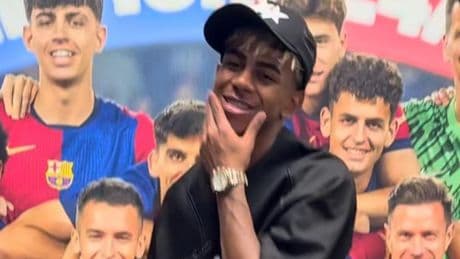 Ronald Araujo se burla del 'outfit' de Lamine Yamal: "¿Qué son esas botas? Parece Michael Jackson"