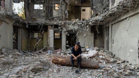 Der Iran nach dem Krieg: Wofür mussten Parnia Abassi und ihre Familie sterben?