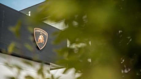 La Lamborghini che salva gli orsi polari