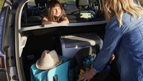 ¿Llevas bien la nevera? Consejos para evitar multas y accidentes este verano