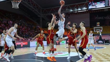 España se estrella en su debut contra Georgia y... esto es lo que hay