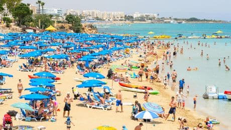 Massentourismus im Sommer - Diese Urlaubsländer stehen vor dem Kollaps