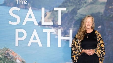 Bestseller 'The Salt Path' blijkt deels gebaseerd op onwaarheden