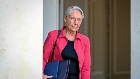 Pause numérique, couteaux, nouvelle épreuve de maths au bac, IA : les annonces de rentrée d’Élisabeth Borne