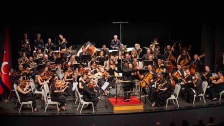 Limak Filarmoni Orkestrası'ndan Türkiye-Kolombiya barış konseri