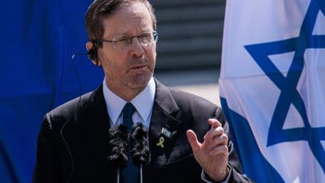 LIVE | Israëlische president voor het eerst in verwoeste Gazastrook sinds begin oorlog