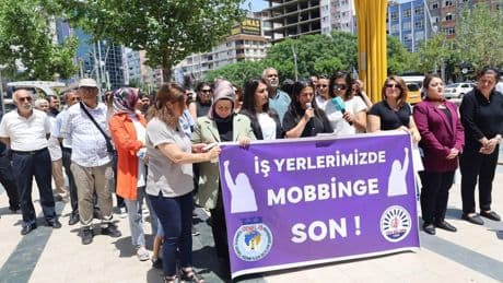 Kayyım yönetimindeki Batman Belediyesi’nde mobbing devam ediyor: Kadın sosyolog tuvalet temizlemede görevlendirildi!