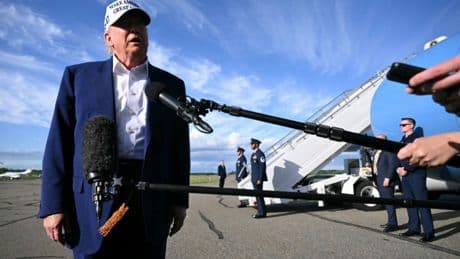Zollstreit mit EU: Trump stimmt vorübergehendem Aufschub bis 9. Juli zu