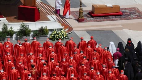 La campagne électorale pour le Conclave a commencé, et elle s’annonce très médiatique