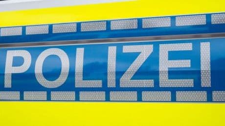 Wuppertal: Kioskbesitzer schließt sich zusammen mit Bewaffneten ein und wartet auf die Polizei