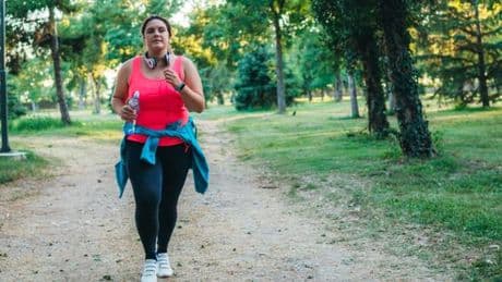 Marcher vite pour faire battre son cœur en mesure