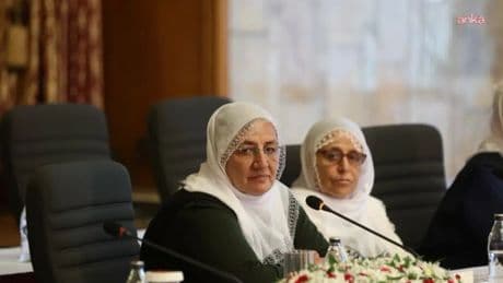 Milli Danışma Kardeşlik ve Dayanışma Komisyonu'nda Barış Anneleri’nin Kürtçe ifadeleri tutanağa “…” olarak üç nokta şeklinde geçti