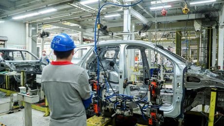 El secreto del éxito de los fabricantes de vehículos chinos: menos gasto en I+D y una innovación más eficiente